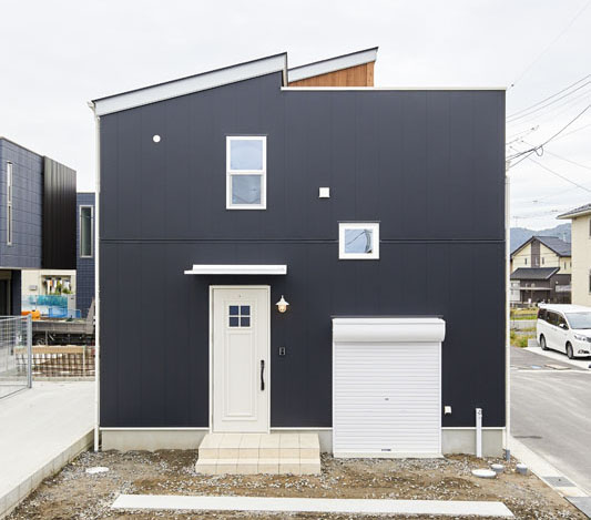 屋上ガーデンのある家 「Earth Park」