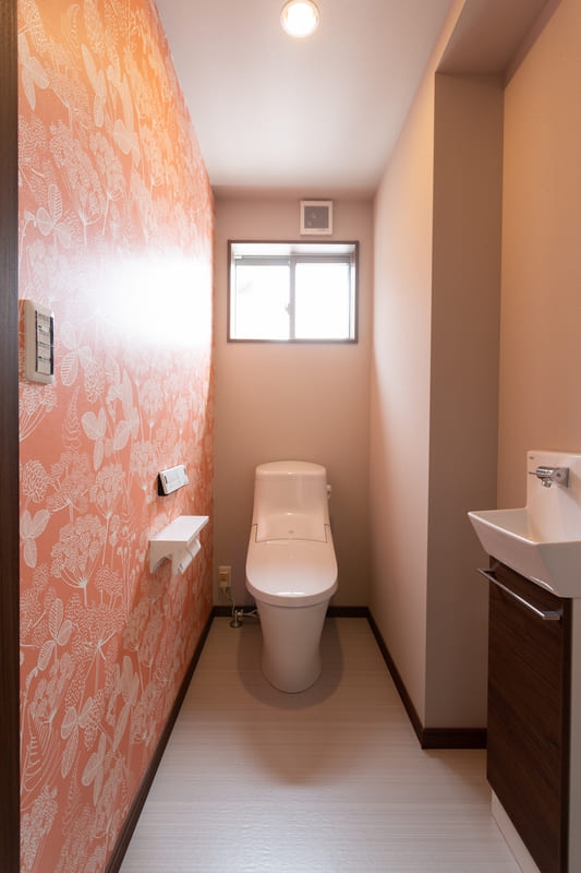 シンプルに、ちょっと個性のある家